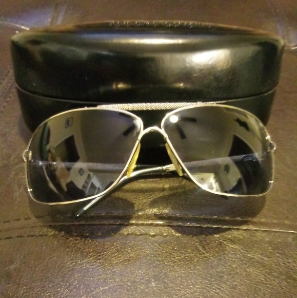 Roberto Coin Accessories - 💯 Authentic Roberto Cavalli sunglasses